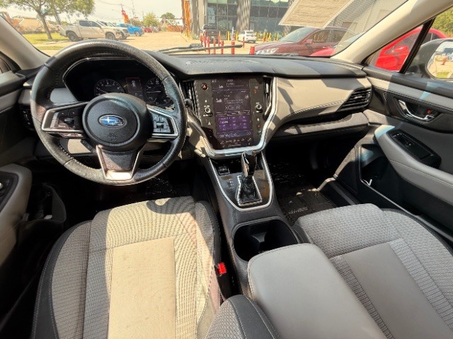 Subaru Outback Vehicle Full-screen Gallery Image 10