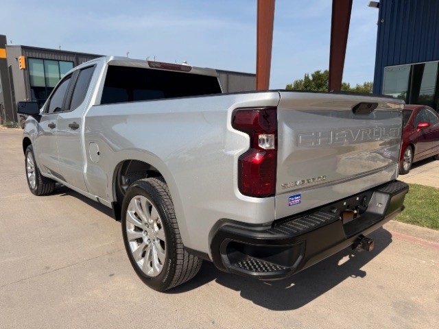 Chevrolet Silverado 1500 Vehicle Full-screen Gallery Image 03