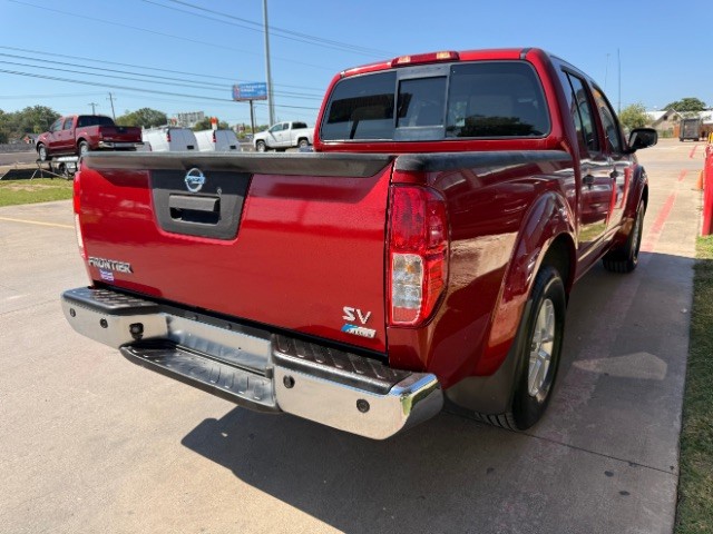 Nissan Frontier Vehicle Full-screen Gallery Image 05