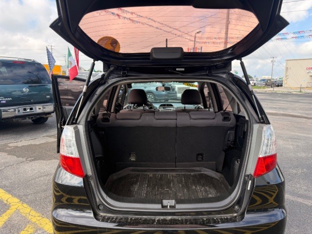 Honda Fit Vehicle Full-screen Gallery Image 07