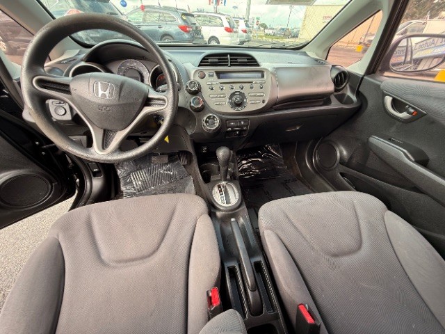 Honda Fit Vehicle Full-screen Gallery Image 10
