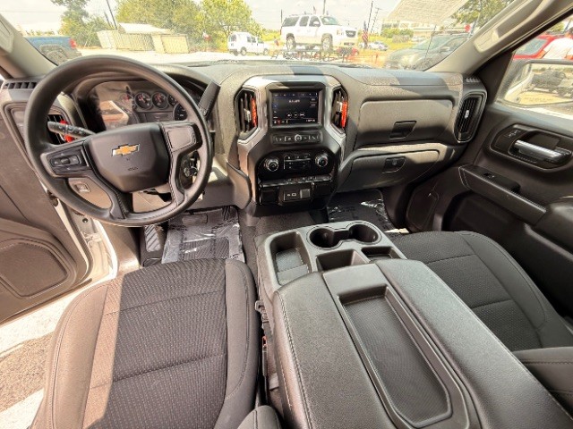 Chevrolet Silverado 1500 Vehicle Full-screen Gallery Image 09