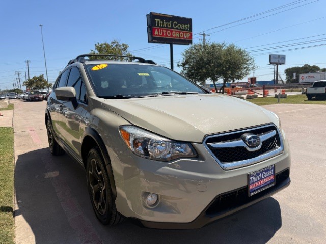 Subaru XV Crosstrek Vehicle Full-screen Gallery Image 02
