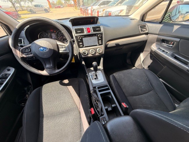 Subaru XV Crosstrek Vehicle Full-screen Gallery Image 10