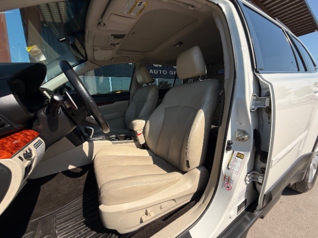Subaru Outback Vehicle Full-screen Gallery Image 06