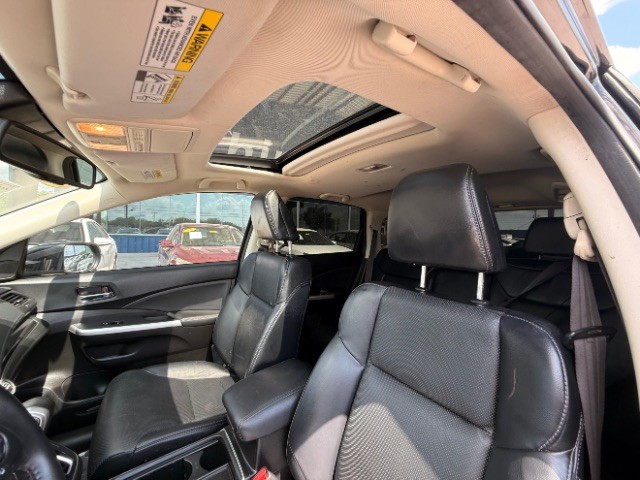 Honda CR-V Vehicle Full-screen Gallery Image 12