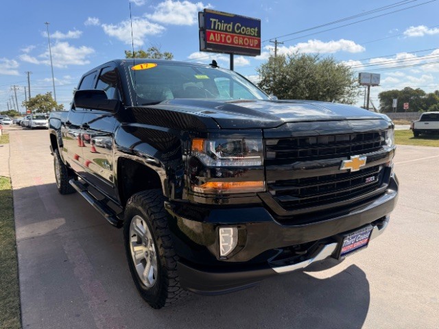 Chevrolet Silverado 1500 Vehicle Full-screen Gallery Image 02