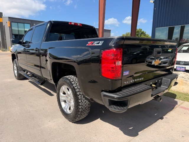 Chevrolet Silverado 1500 Vehicle Full-screen Gallery Image 03