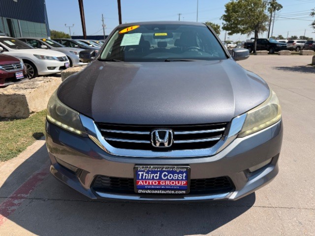 Honda Accord Sedan Vehicle Full-screen Gallery Image 07