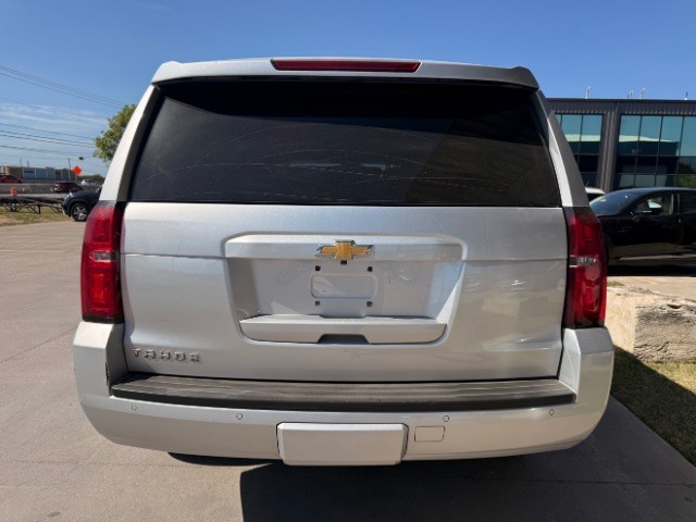 Chevrolet Tahoe Vehicle Full-screen Gallery Image 05