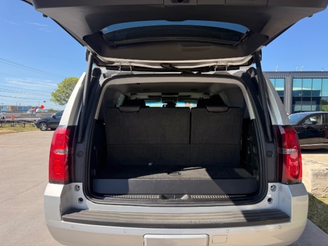 Chevrolet Tahoe Vehicle Full-screen Gallery Image 06