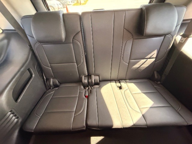 Chevrolet Tahoe Vehicle Full-screen Gallery Image 10