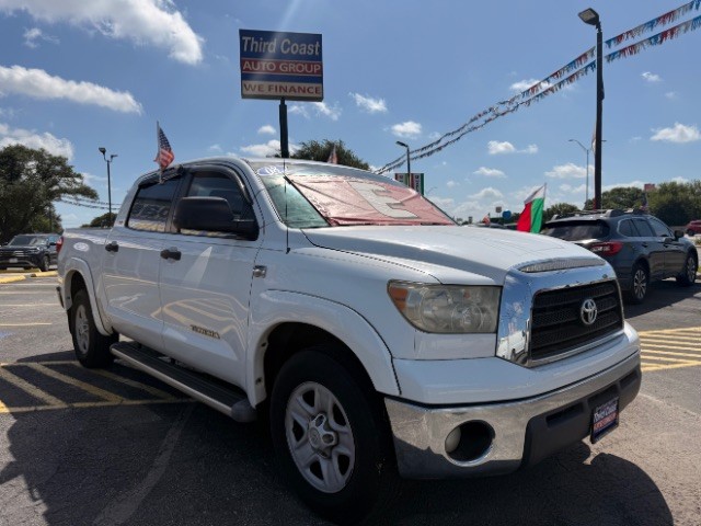 Toyota Tundra Vehicle Full-screen Gallery Image 02