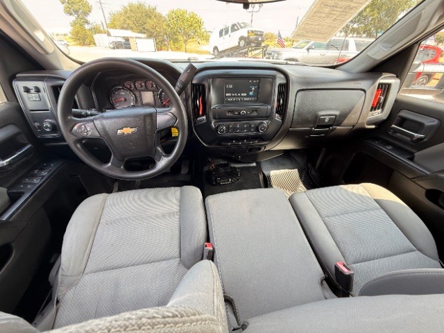 Chevrolet Silverado 2500HD Vehicle Full-screen Gallery Image 09