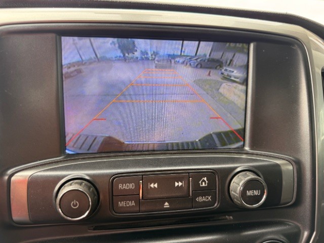 Chevrolet Silverado 1500 Vehicle Full-screen Gallery Image 10