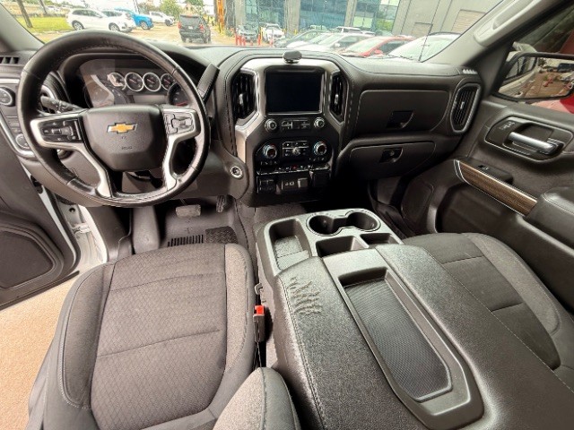 Chevrolet Silverado 1500 Vehicle Full-screen Gallery Image 10