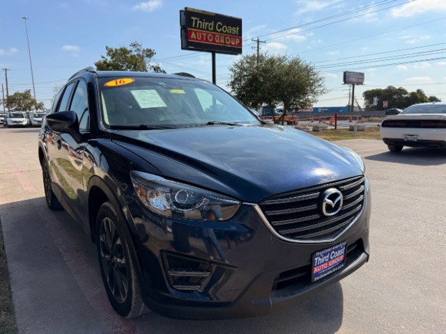 Mazda CX-5 Vehicle Full-screen Gallery Image 02