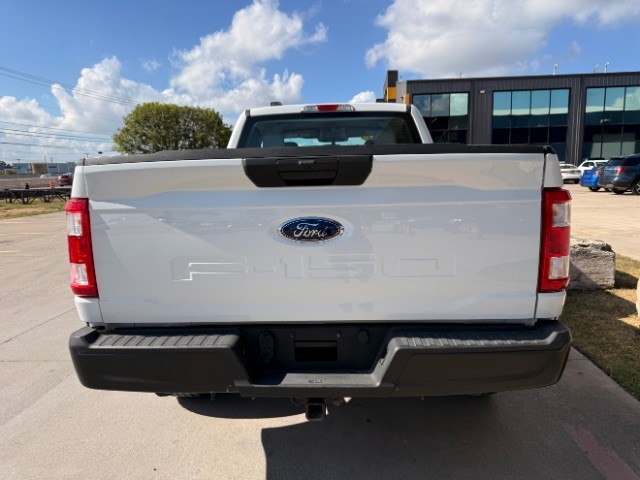 Ford F-150 Vehicle Full-screen Gallery Image 05