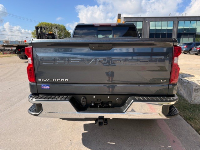Chevrolet Silverado 1500 Vehicle Full-screen Gallery Image 05