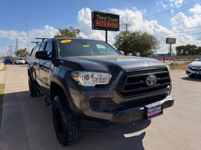 Toyota Tacoma Vehicle Full-screen Gallery Image 02