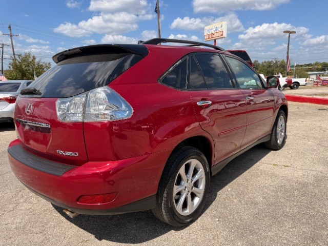 Lexus RX 350 Vehicle Full-screen Gallery Image 03