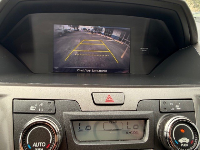 Honda Odyssey Vehicle Full-screen Gallery Image 13