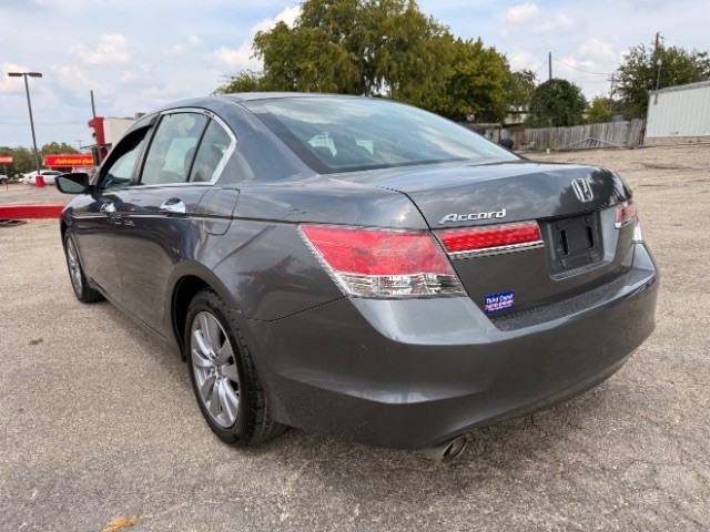 Honda Accord Sedan Vehicle Full-screen Gallery Image 04