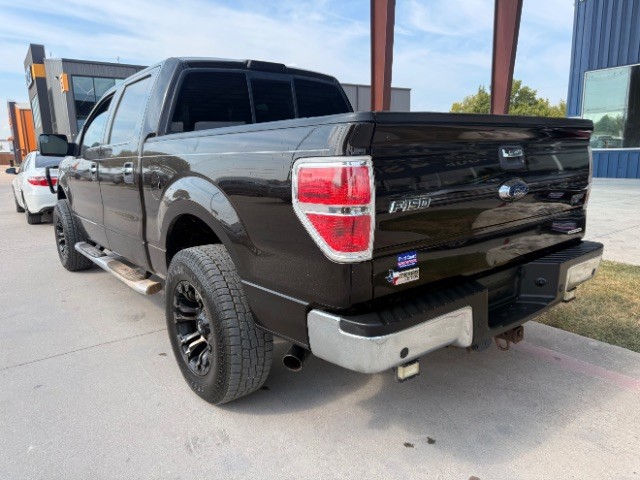 Ford F-150 Vehicle Full-screen Gallery Image 03