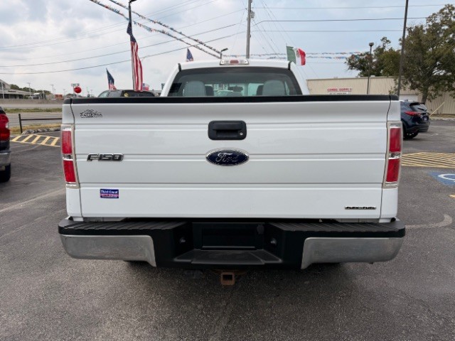 Ford F-150 Vehicle Full-screen Gallery Image 05