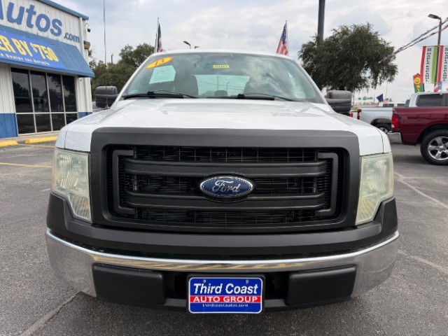 Ford F-150 Vehicle Full-screen Gallery Image 06