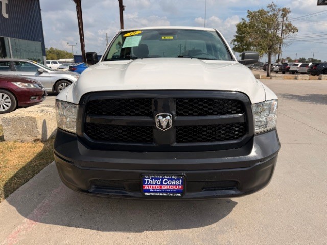 Ram 1500 Classic Vehicle Full-screen Gallery Image 06