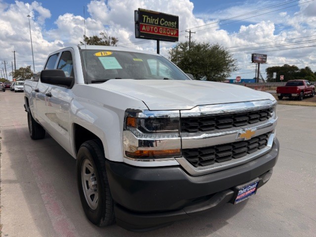 Chevrolet Silverado 1500 Vehicle Full-screen Gallery Image 03