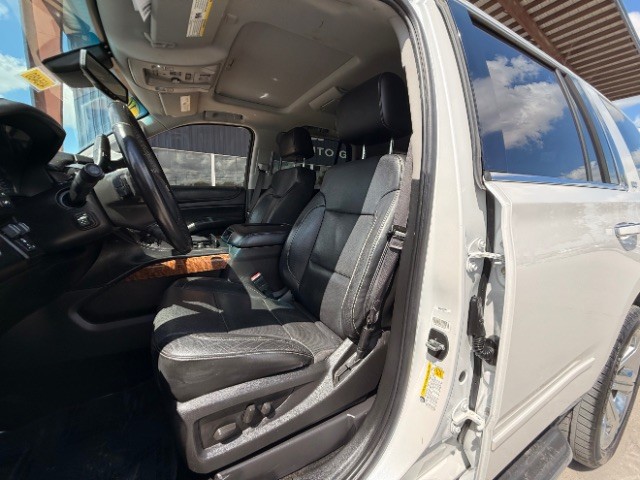 Chevrolet Tahoe Vehicle Full-screen Gallery Image 08