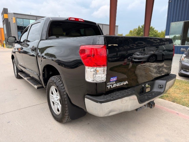 Toyota Tundra 2WD Vehicle Full-screen Gallery Image 03