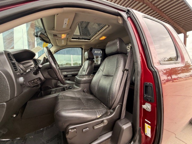 Chevrolet Silverado 1500 Vehicle Full-screen Gallery Image 07