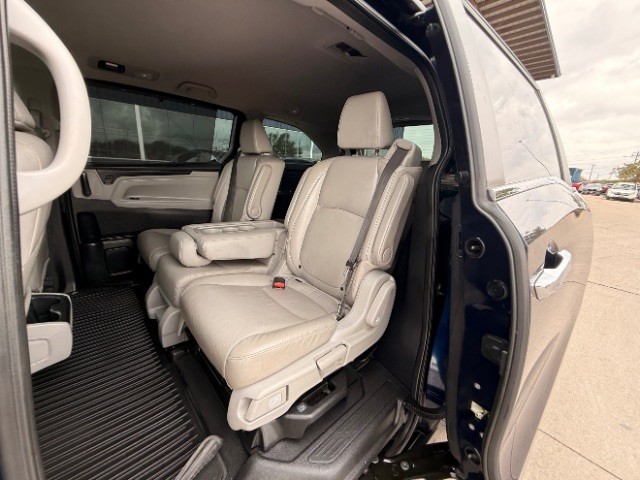 Honda Odyssey Vehicle Full-screen Gallery Image 09
