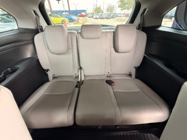 Honda Odyssey Vehicle Full-screen Gallery Image 10