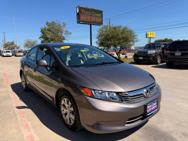 Honda Civic Sedan Vehicle Full-screen Gallery Image 02
