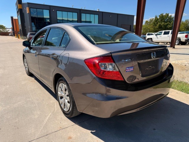 Honda Civic Sedan Vehicle Full-screen Gallery Image 03