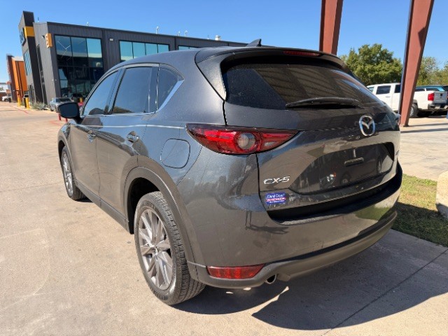 Mazda CX-5 Vehicle Full-screen Gallery Image 03