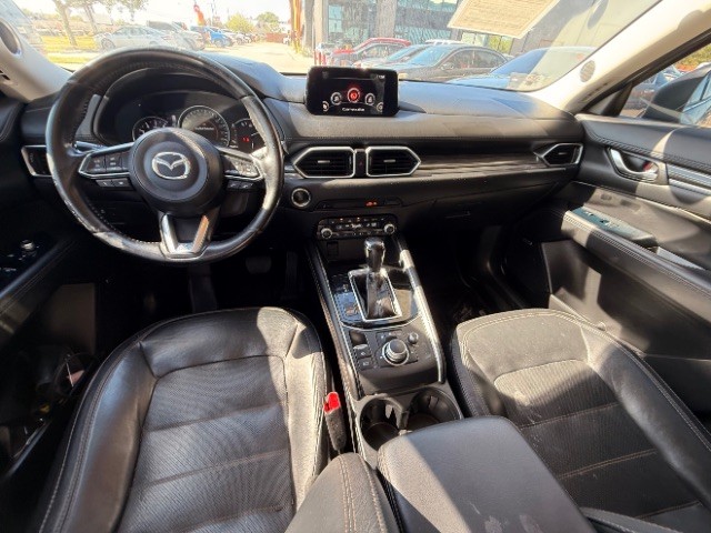 Mazda CX-5 Vehicle Full-screen Gallery Image 10