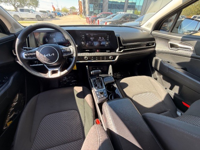 Kia Sportage Vehicle Full-screen Gallery Image 10