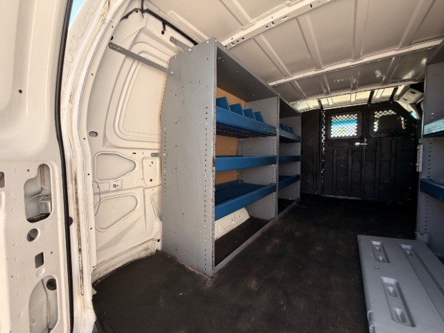 Ford Econoline Cargo Van Vehicle Full-screen Gallery Image 06