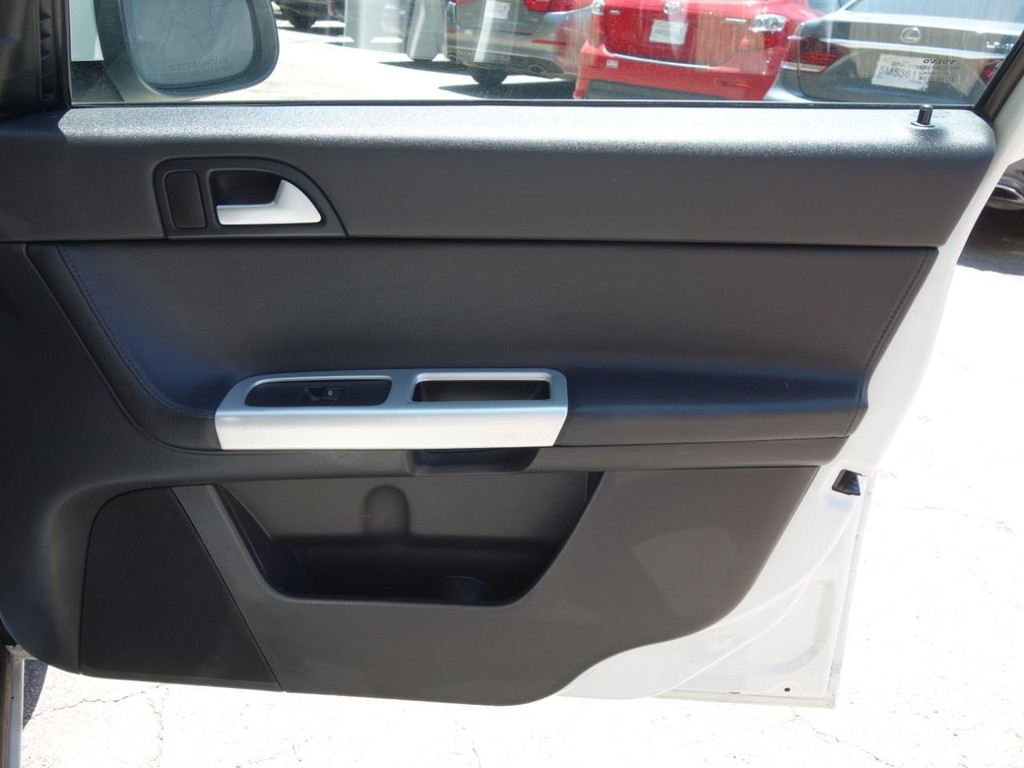 Volvo S40 Vehicle Full-screen Gallery Image 19