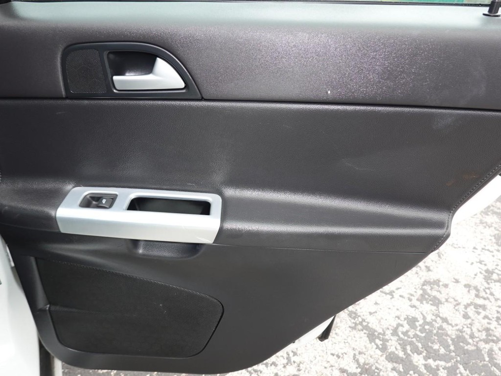 Volvo S40 Vehicle Full-screen Gallery Image 24
