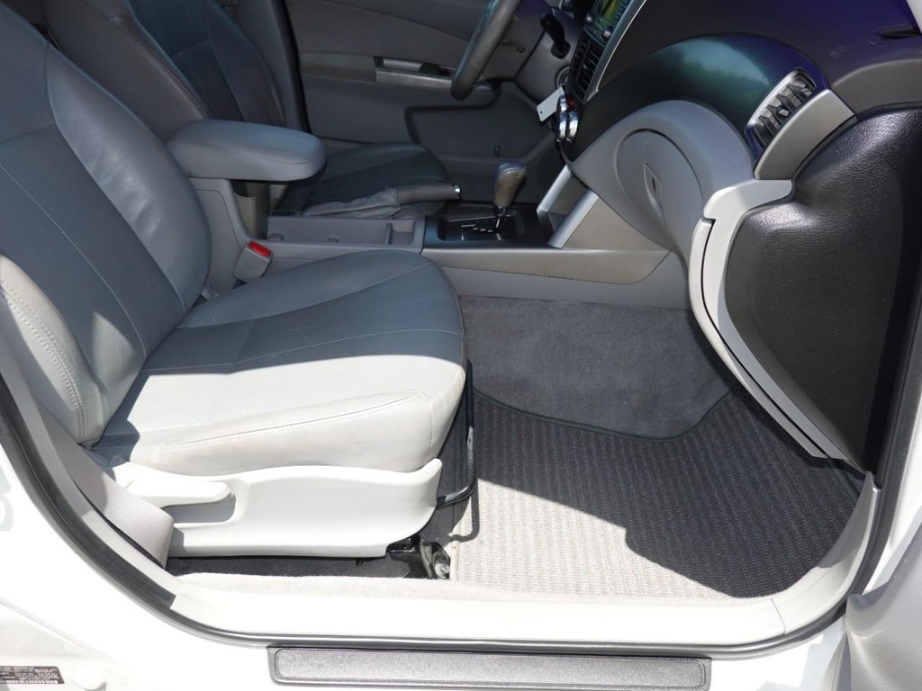 Subaru Forester Vehicle Full-screen Gallery Image 22