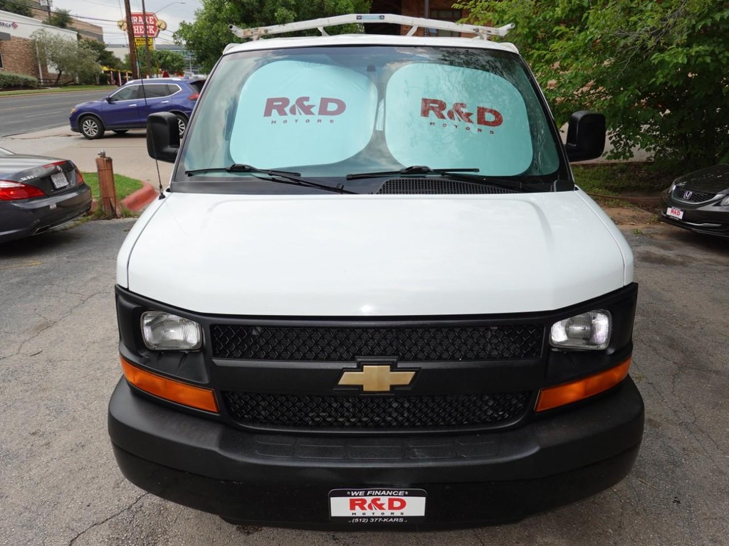 2014 Chevrolet Express Cargo Van 2500 photo 2