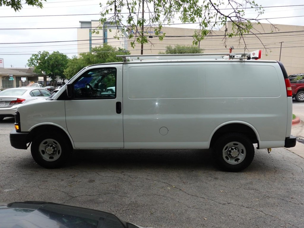 2014 Chevrolet Express Cargo Van 2500 photo 4