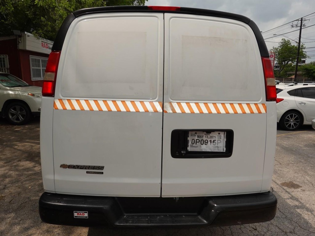 2014 Chevrolet Express Cargo Van 2500 photo 6