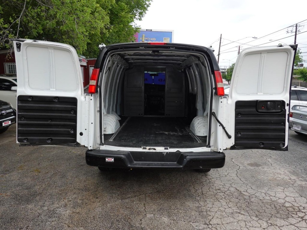 2014 Chevrolet Express Cargo Van 2500 photo 7